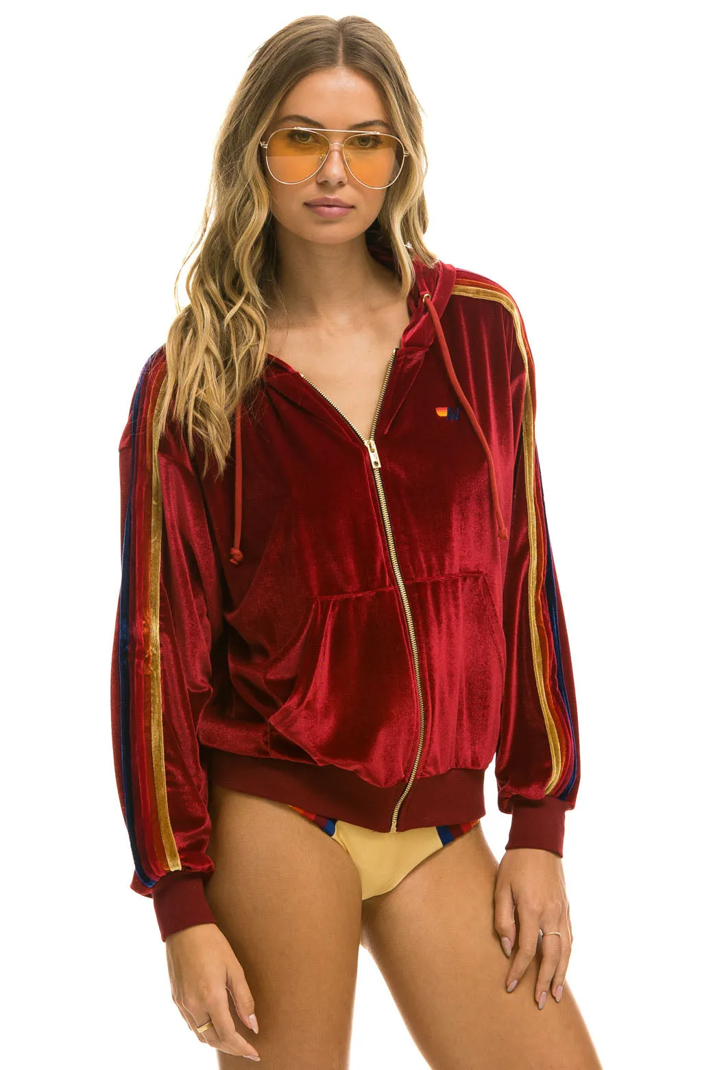 CLASSIC VELVET RELAXED ZIP HOODIE - RED