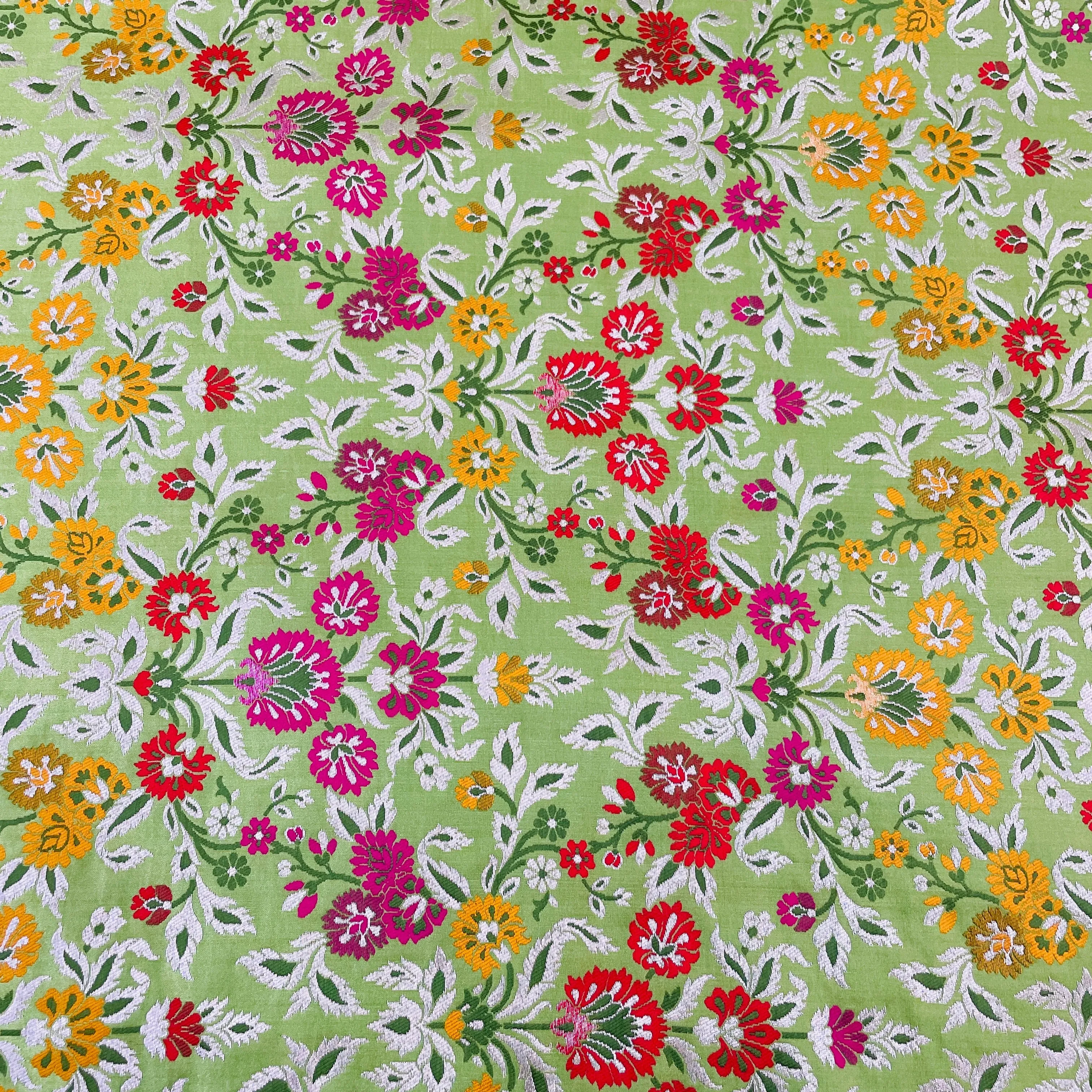 Premium Green Floral Zari Khimkhwab Banarasi Silk Fabric