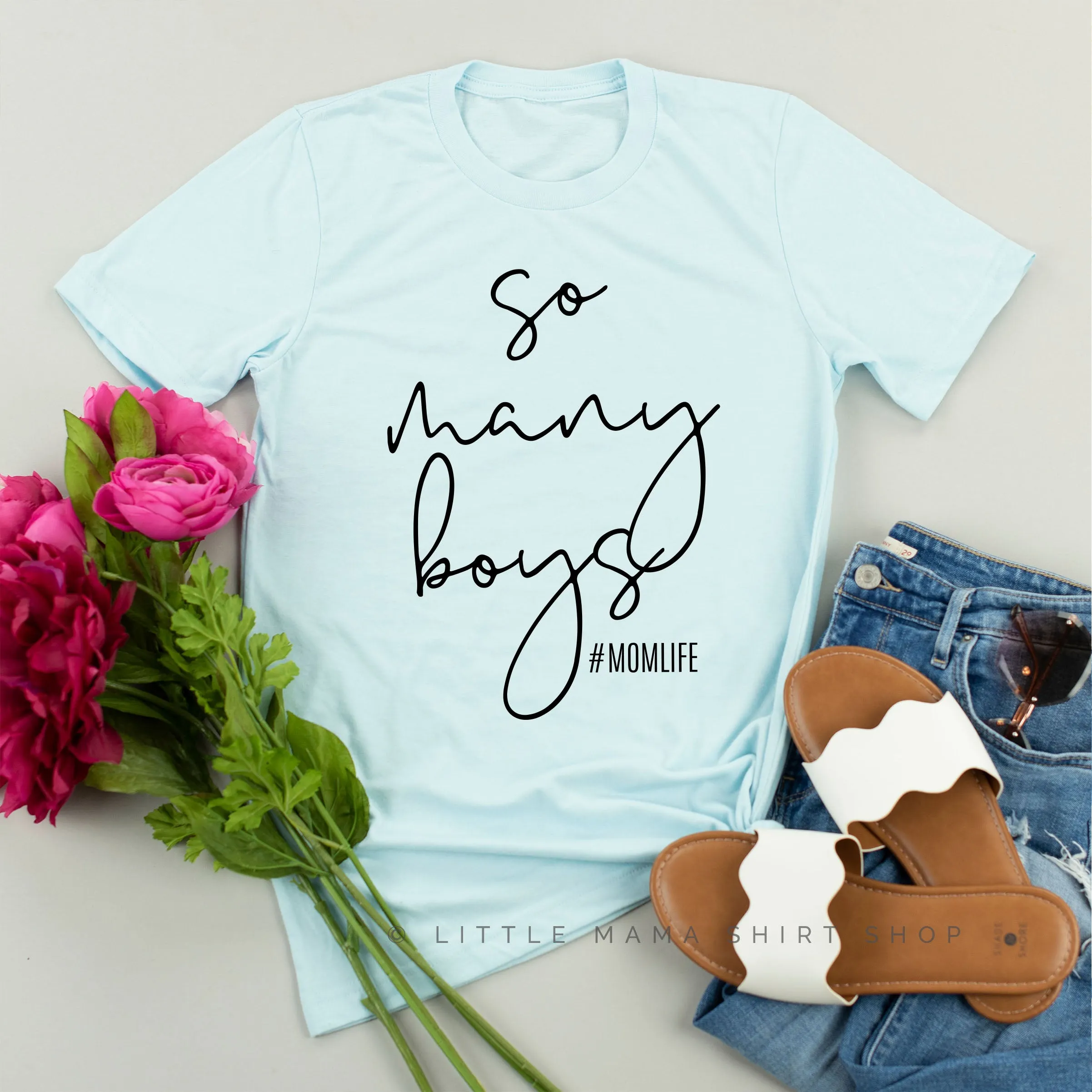 So Many Boys #MomLife - Unisex Tee