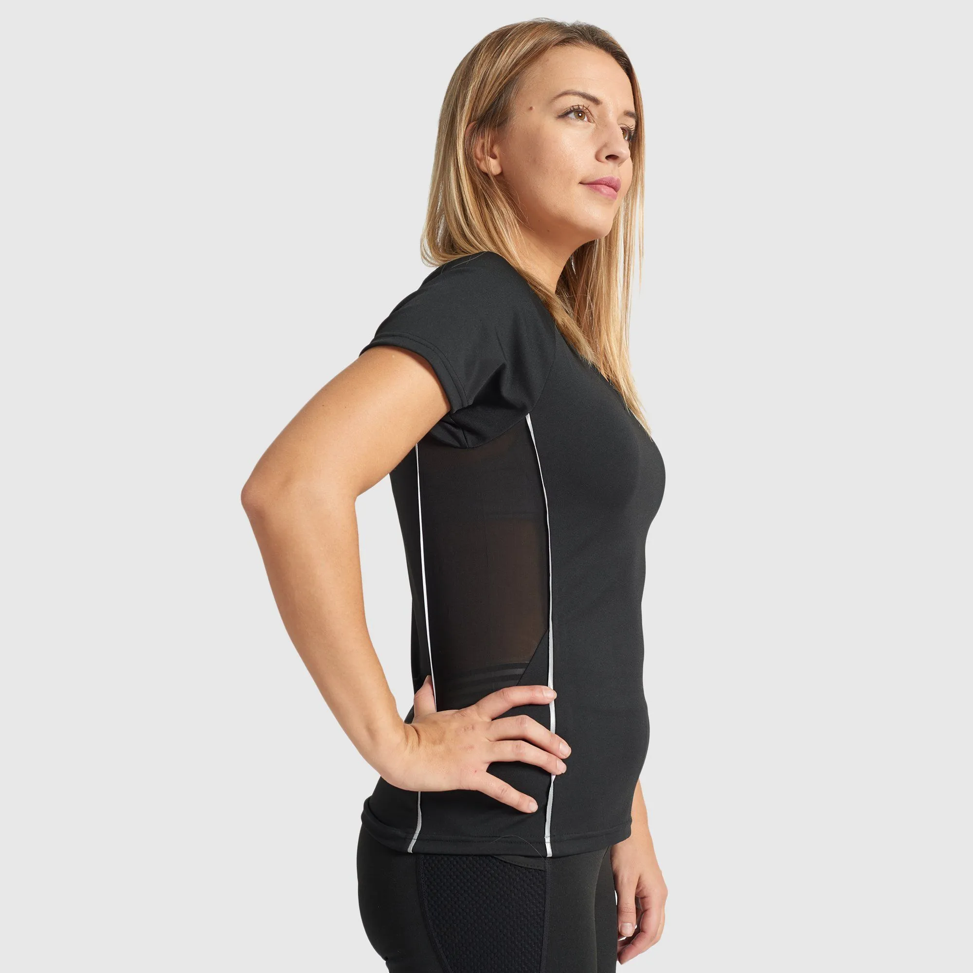 T-Shirt with Side Mesh On The Side - Black